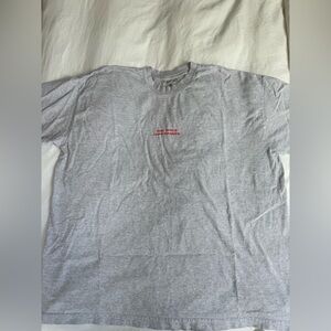 “Hot girls love sharks” tee by Finatics in gray (size XXL)